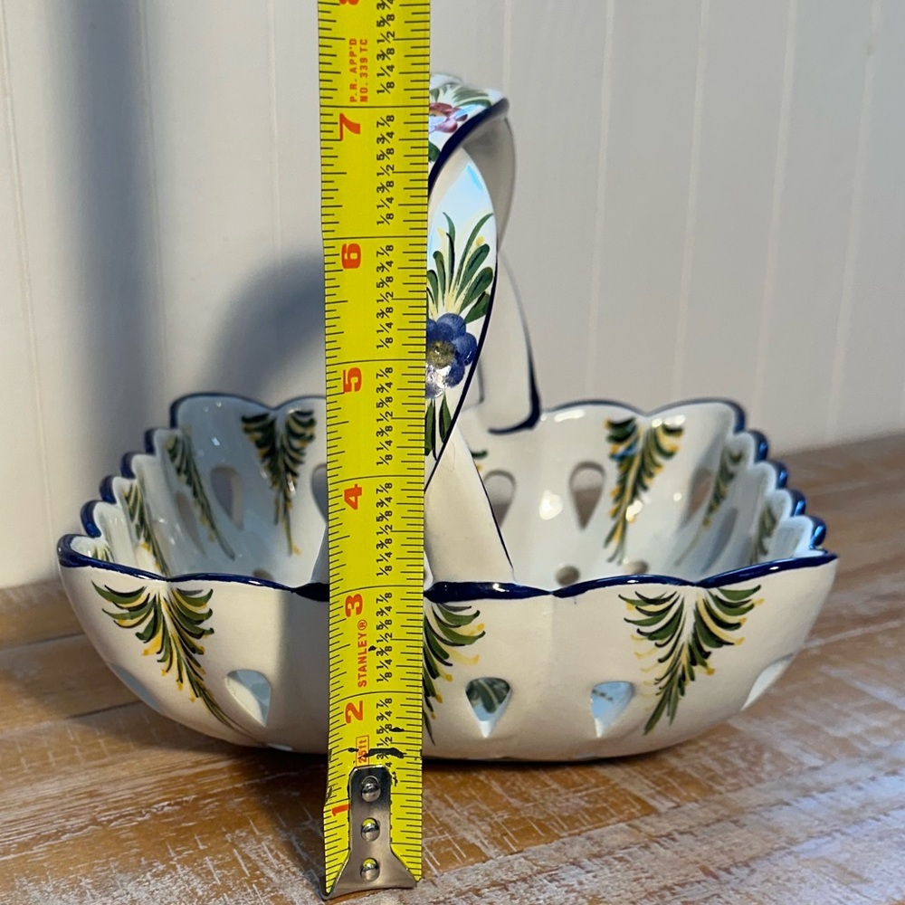 Large Vintage Hand-painted Ceramic Basket - Picture 8 of 8